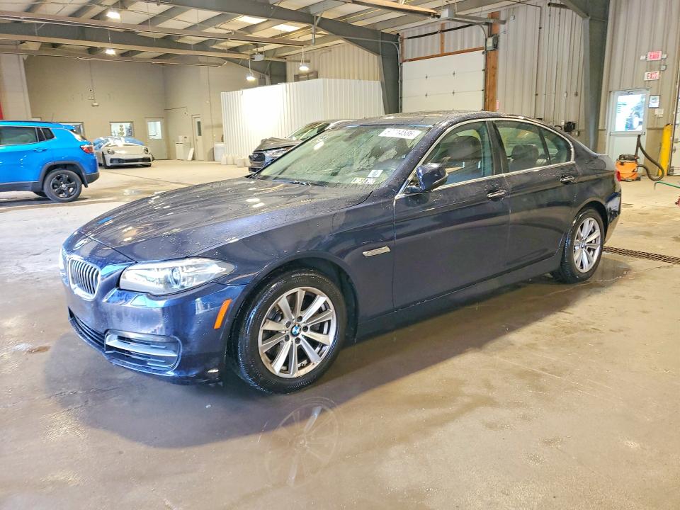 57714586 :رقم المزاد ، WBA5A7C51ED619013 vin ، 2014 Bmw 528 مزاد بيع