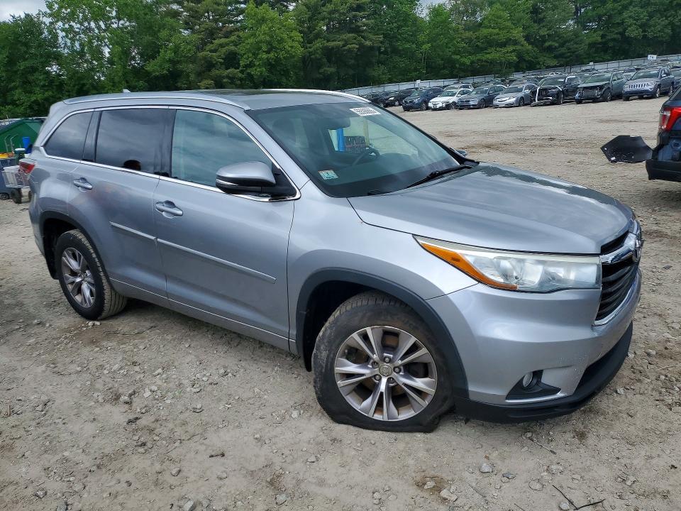 2015 Toyota Highlander მანქანა იყიდება აუქციონზე, vin: 5TDJKRFH0FS138868, აუქციონის ნომერი: 55596666
