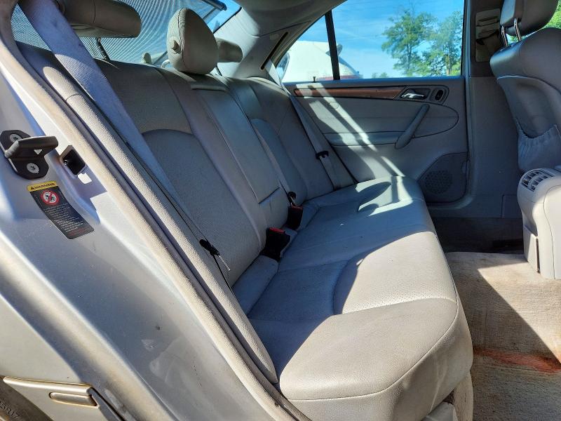 2004 Mercedes-benz C მანქანა იყიდება აუქციონზე, vin: WDBRF40J04F459682, აუქციონის ნომერი: 57140166