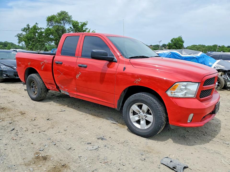 54799246 :رقم المزاد ، 1C6RR7FG0JS198425 vin ، 2018 Ram 1500 مزاد بيع