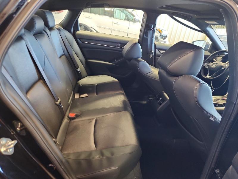 Aukcja sprzedaży 2018 Honda Accord, vin: 1HGCV2F3XJA051837, numer aukcji: 55848326