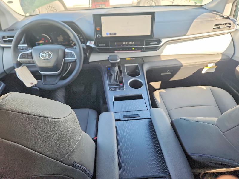 2026 Toyota Sienna მანქანა იყიდება აუქციონზე, vin: 5TDYRKEC2TS300227, აუქციონის ნომერი: 58323066