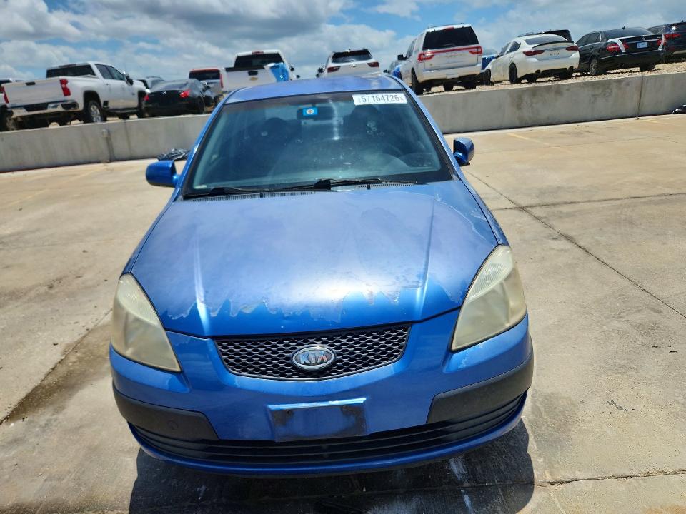 57164726 :رقم المزاد ، KNADE123X66121864 vin ، 2006 Kia Rio Lx Automatic مزاد بيع