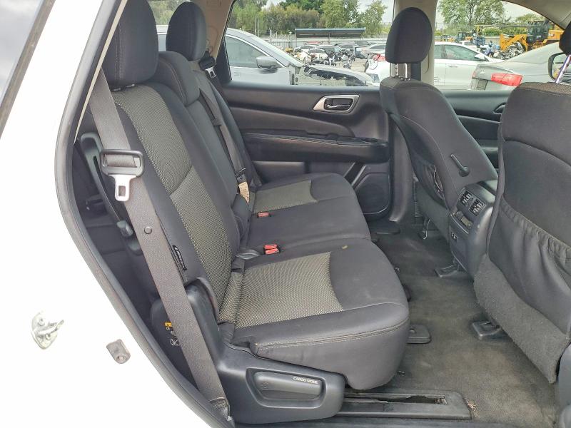 85624425 :رقم المزاد ، 5N1DR2MN4KC619688 vin ، 2019 Nissan Pathfinder مزاد بيع