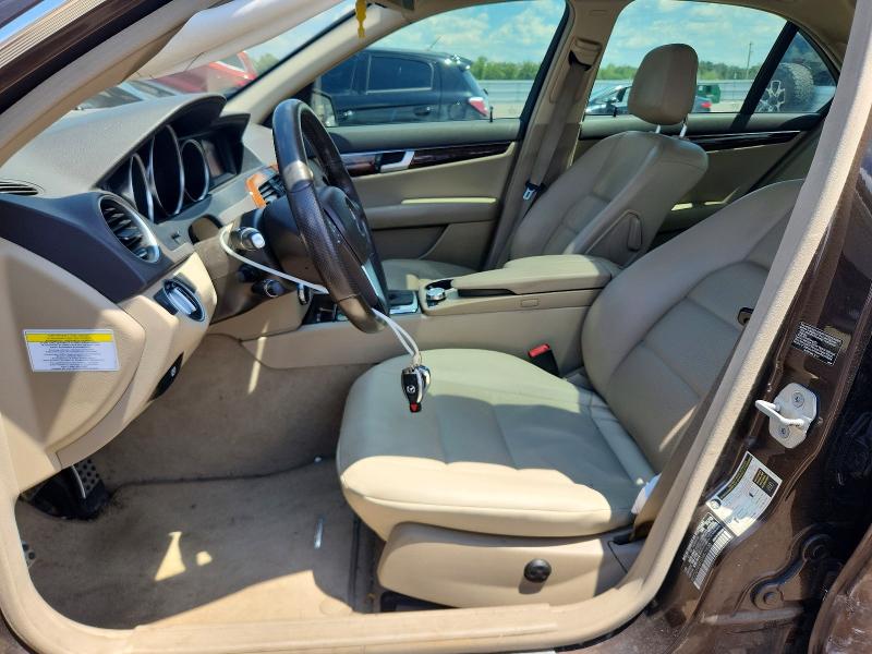 Продажа на аукционе авто 2013 Mercedes-benz C, vin: WDDGF4HB1DA828820, номер лота: 58978696