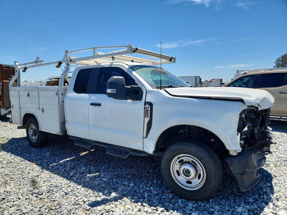 56141666 :رقم المزاد ، 1FT7X2BA0PED01814 vin ، 2023 Ford F250 مزاد بيع