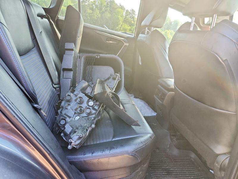 58918116 :رقم المزاد ، 4T3E6RFV0NU076820 vin ، 2022 Toyota Rav4 مزاد بيع