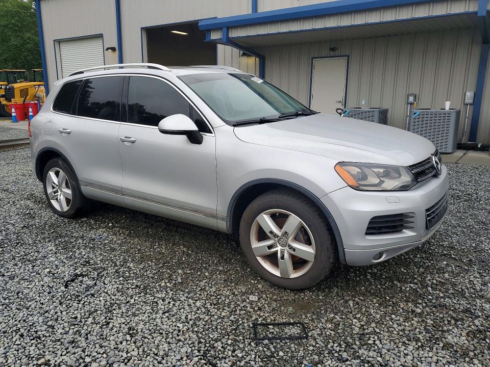 Продаж на аукціоні авто 2013 Volkswagen Touareg, vin: WVGEF9BPXDD002464, номер лоту: 57970416