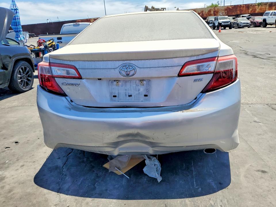 2014 Toyota Camry მანქანა იყიდება აუქციონზე, vin: 4T1BF1FK6EU816518, აუქციონის ნომერი: 57245246
