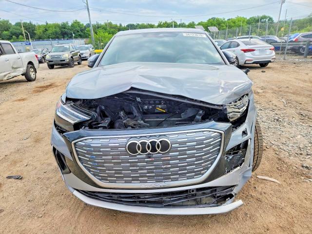 58723616 :رقم المزاد ، WA142BFZ8PP025379 vin ، 2023 Audi Q4 E-tron مزاد بيع