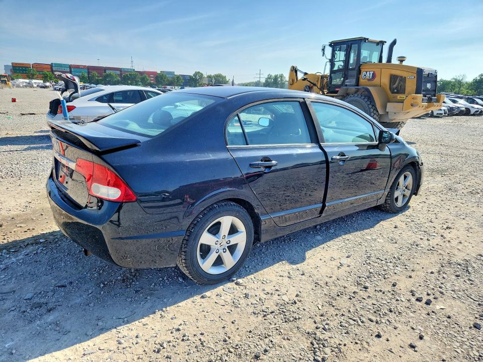 56764126 :رقم المزاد ، 19XFA1F54BE012095 vin ، 2011 Honda Civic مزاد بيع