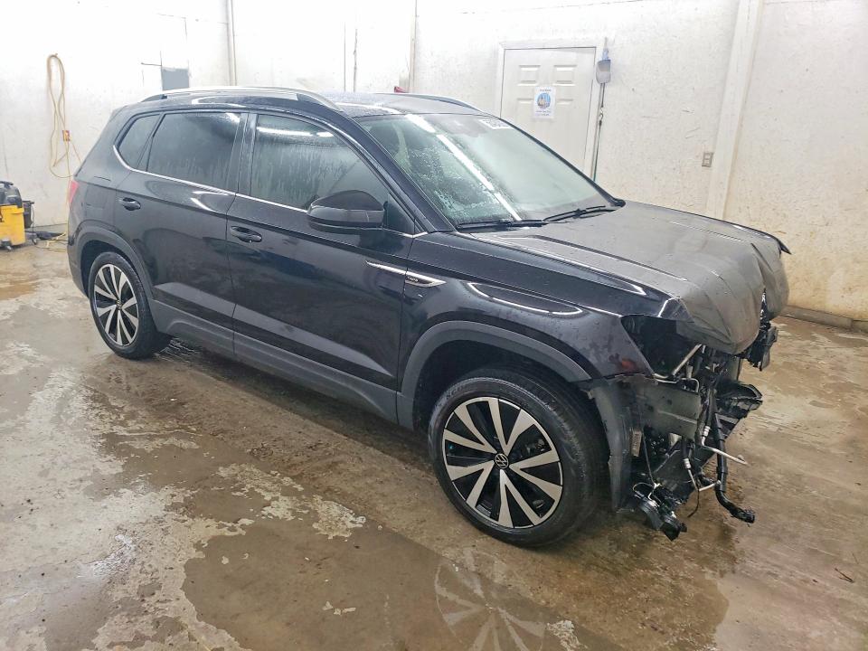 56424006 :رقم المزاد ، 3VVSX7B26PM350947 vin ، 2023 Volkswagen Taos مزاد بيع
