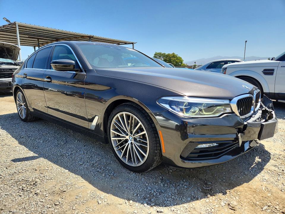 2017 Bmw 540 მანქანა იყიდება აუქციონზე, vin: WBAJE5C37HG915047, აუქციონის ნომერი: 56536226