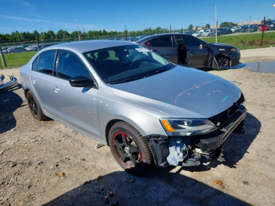Продажа на аукционе авто 2015 Volkswagen Jetta, vin: 3VW2K7AJ7FM297418, номер лота: 56646546