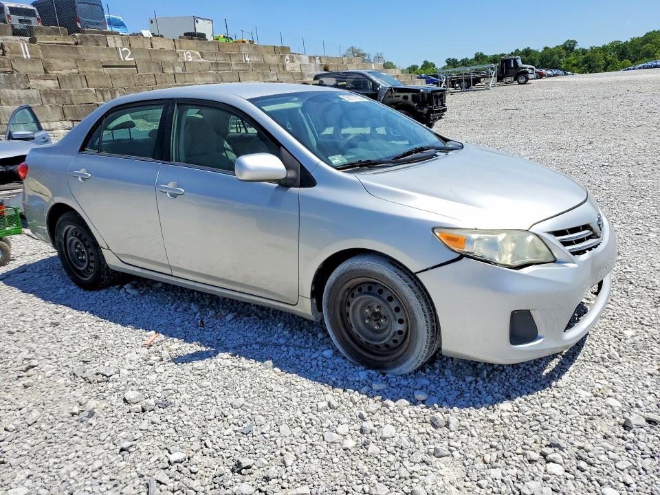 56177326 :رقم المزاد ، 5YFBU4EEXDP152632 vin ، 2013 Toyota Corolla مزاد بيع