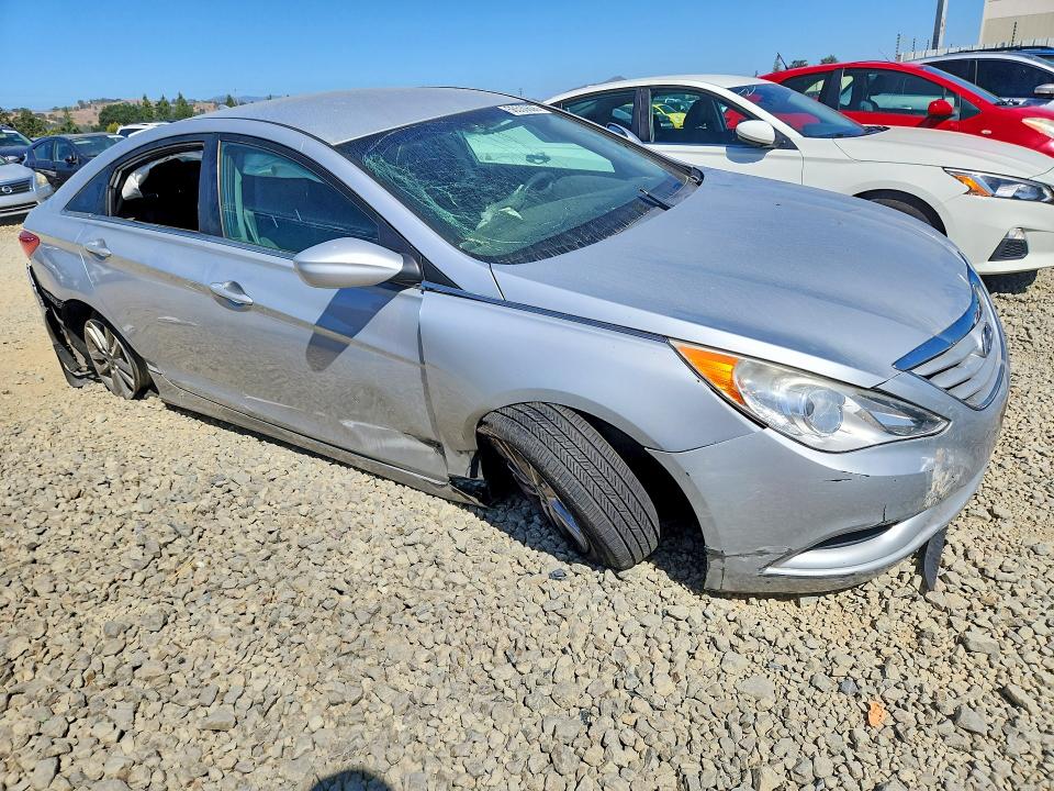 56530606 :رقم المزاد ، 5NPEB4AC7CH416358 vin ، 2012 Hyundai Sonata مزاد بيع