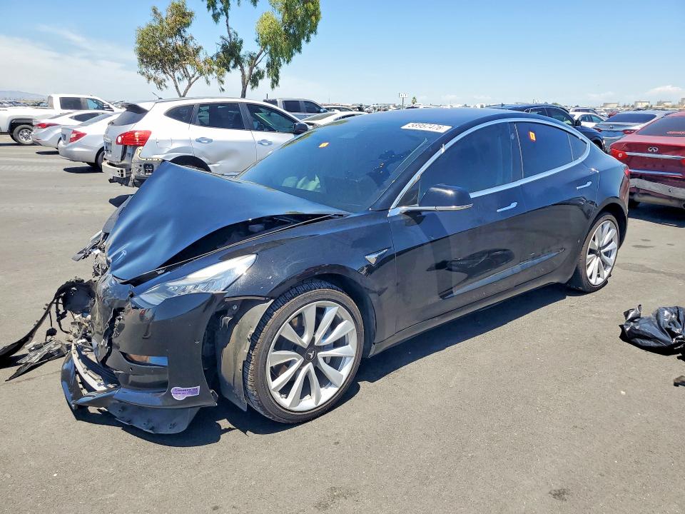 Продажа на аукционе авто 2018 Tesla Model 3, vin: 5YJ3E1EA7JF176052, номер лота: 58957476