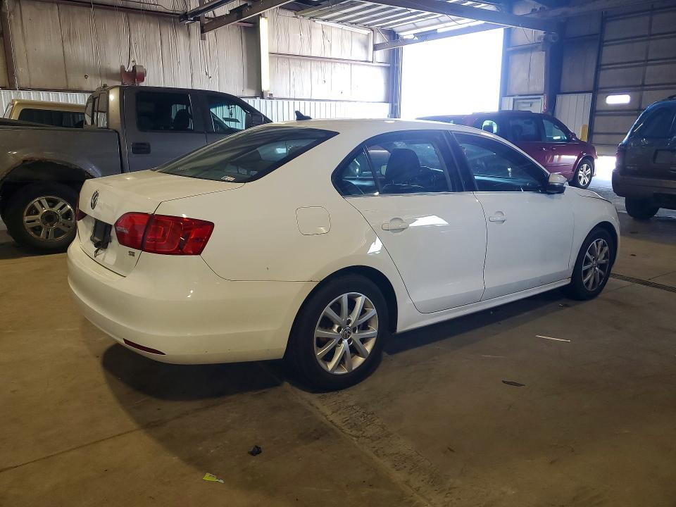 2014 Volkswagen Jetta მანქანა იყიდება აუქციონზე, vin: 3VWD07AJ5EM371092, აუქციონის ნომერი: 77249355