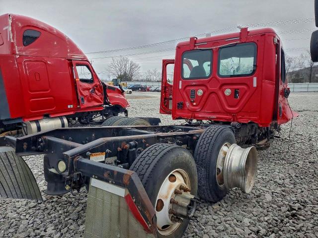 Продаж на аукціоні авто 2015 Freightliner Cascadia 125, vin: 3AKJGEDV6FSGJ6926, номер лоту: 56161176