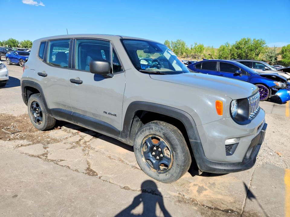 57485556 :رقم المزاد ، ZACNJDAB3MPM42763 vin ، 2021 Jeep Renegade مزاد بيع