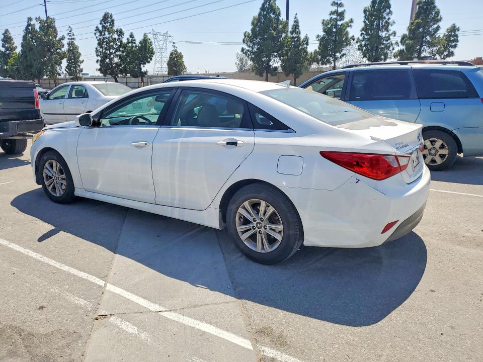 2014 Hyundai Sonata მანქანა იყიდება აუქციონზე, vin: 5NPEB4AC4EH862762, აუქციონის ნომერი: 57435406