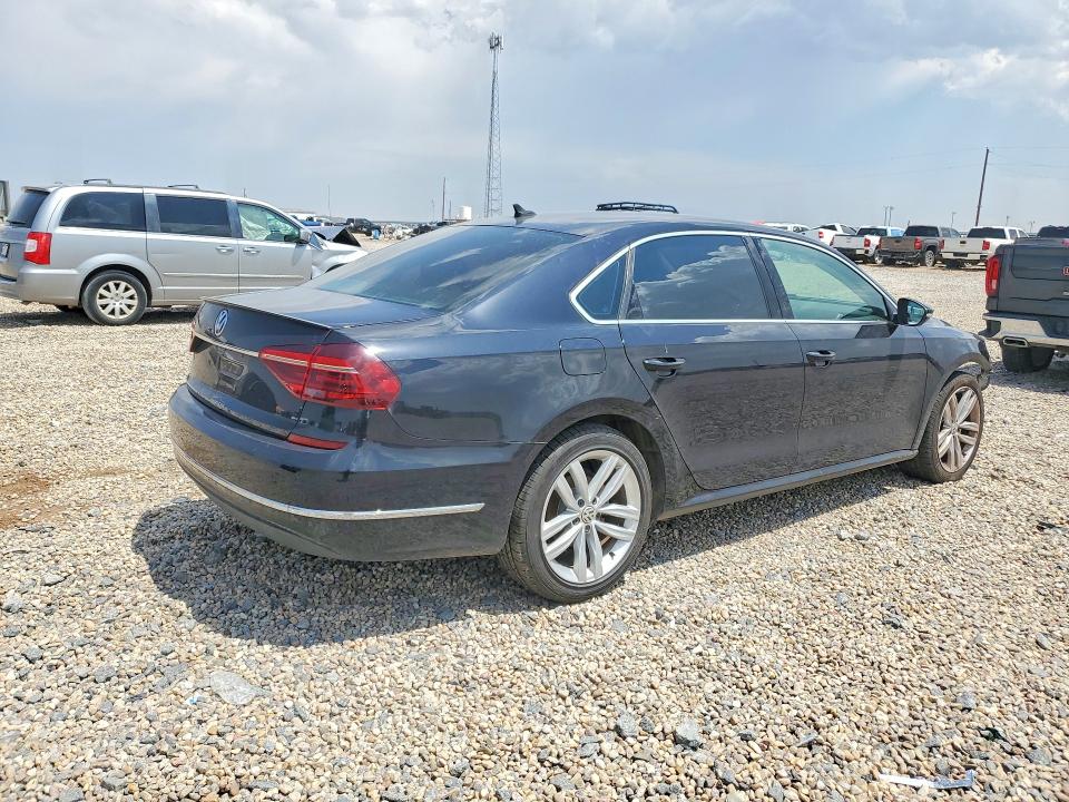 Продаж на аукціоні авто 2018 Volkswagen Passat, vin: 1VWBA7A39JC008215, номер лоту: 58548046