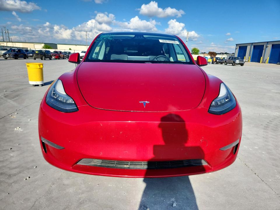 56072336 :رقم المزاد ، 5YJYGDEE4LF031719 vin ، 2020 Tesla Model Y مزاد بيع