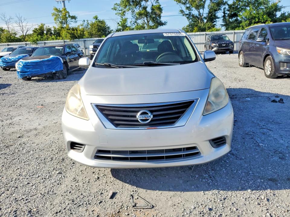 57376806 :رقم المزاد ، 3N1CN7APXDL859918 vin ، 2013 Nissan Versa مزاد بيع