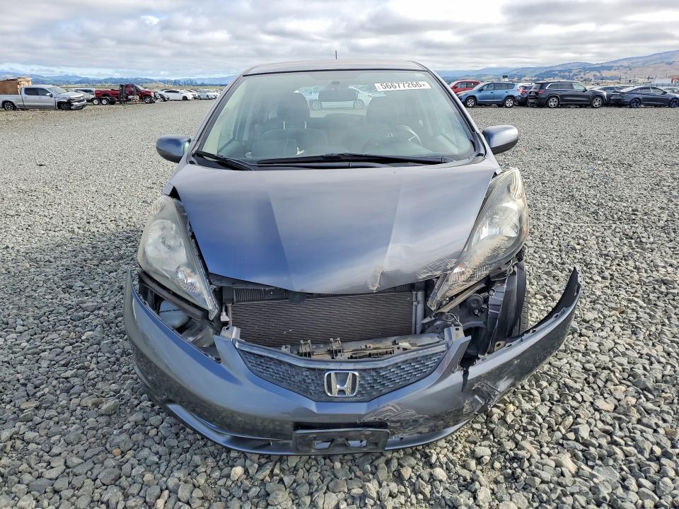 2013 Honda Fit მანქანა იყიდება აუქციონზე, vin: JHMGE8H39DC025785, აუქციონის ნომერი: 56677266