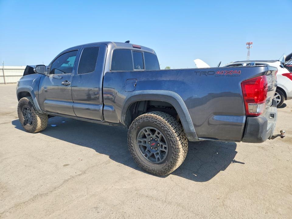 85628015 :رقم المزاد ، 5TFSZ5AN2HX054201 vin ، 2017 Toyota Tacoma مزاد بيع