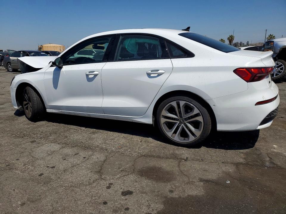 Продажа на аукционе авто 2026 Audi A3, vin: WAUGUDGY9TA052275, номер лота: 55749266