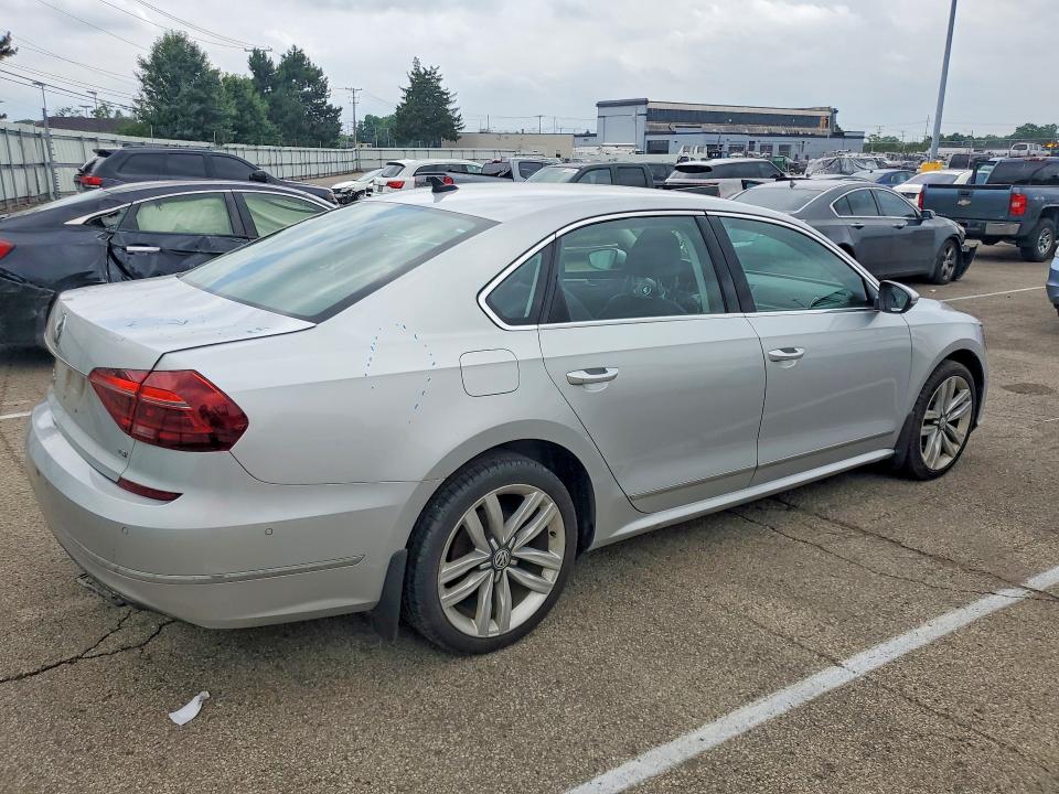 Продажа на аукционе авто 2017 Volkswagen Passat, vin: 1VWCT7A30HC016163, номер лота: 56432226