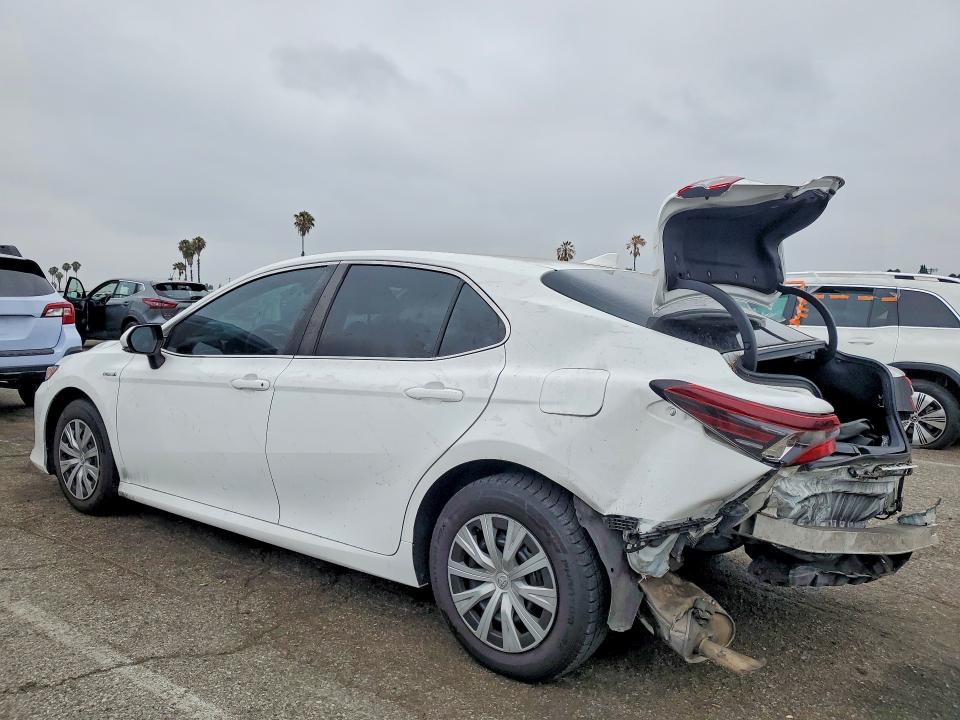 Продажа на аукционе авто 2021 Toyota Camry, vin: 4T1C31AK6MU564269, номер лота: 58077816