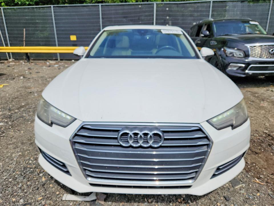 57879116 :رقم المزاد ، WAUGMAF4XHN043937 vin ، 2017 Audi A4 مزاد بيع