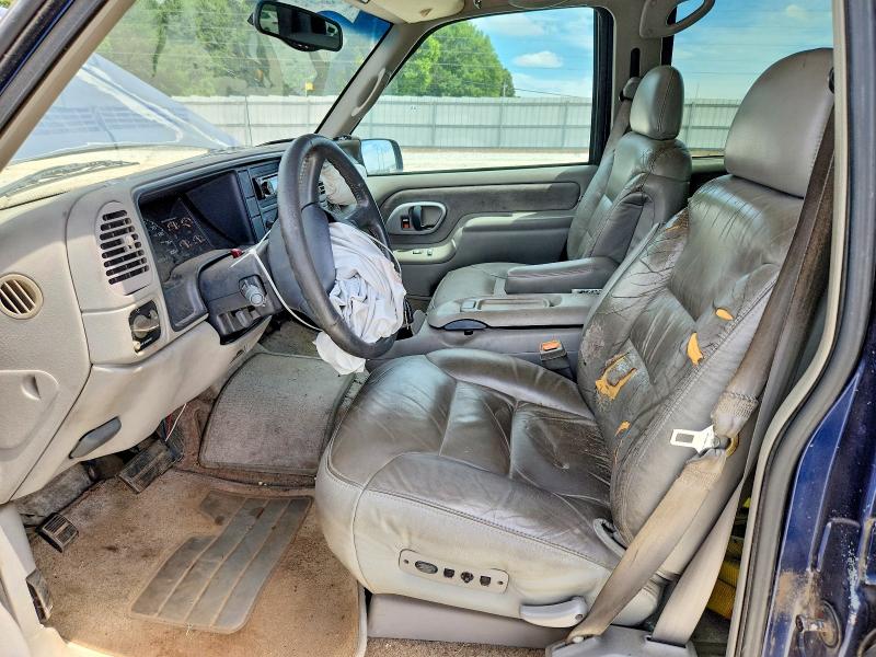 Продажа на аукционе авто 1999 Gmc Suburban, vin: 1GKFK16R4XJ802673, номер лота: 58721306
