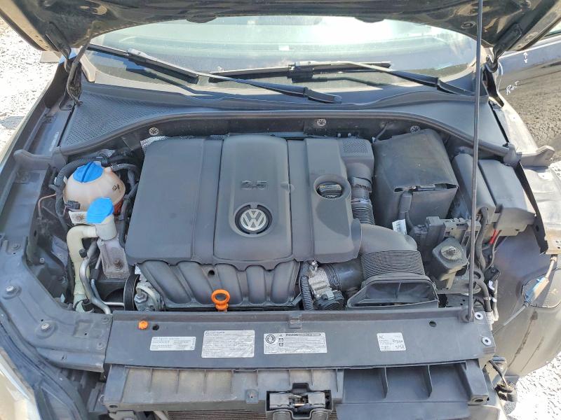 2013 Volkswagen Passat მანქანა იყიდება აუქციონზე, vin: 1VWBP7A3XDC073190, აუქციონის ნომერი: 57037676