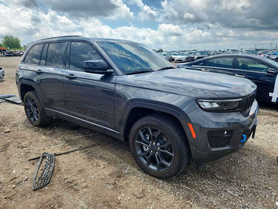 56490676 :رقم المزاد ، 1C4RJYB66RC196624 vin ، 2024 Jeep Grand Cherokee مزاد بيع