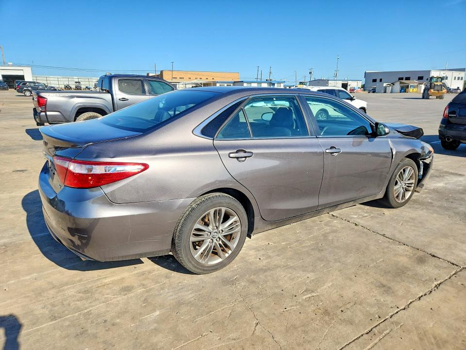 Продажа на аукционе авто 2017 Toyota Camry, vin: 4T1BF1FK8HU393624, номер лота: 55553186
