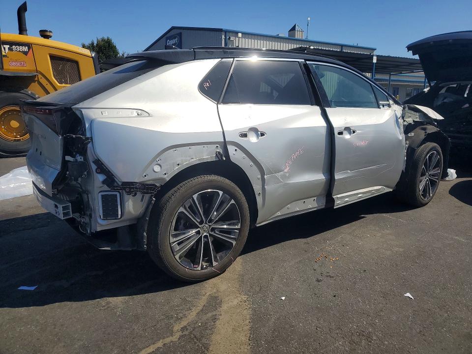 Продаж на аукціоні авто 2023 Toyota Bz4x, vin: JTMAAAAA0PA009364, номер лоту: 58296156