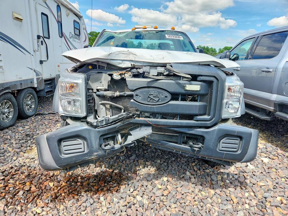 2016 Ford F550 მანქანა იყიდება აუქციონზე, vin: 1FDUF5GT3GEB87241, აუქციონის ნომერი: 58295036