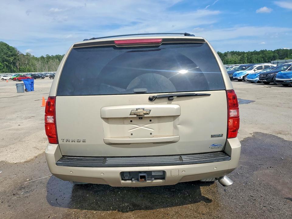 57383036 :رقم المزاد ، 1GNSCBE00BR105440 vin ، 2011 Chevrolet Tahoe مزاد بيع