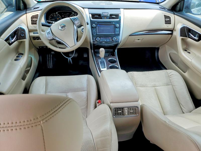 58683836 :رقم المزاد ، 1N4AL3AP8FC257235 vin ، 2015 Nissan Altima مزاد بيع