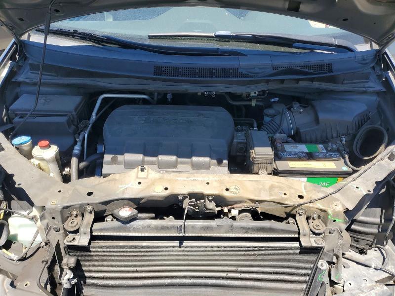 57872226 :رقم المزاد ، 5FNRL5H68BB027357 vin ، 2011 Honda Odyssey مزاد بيع