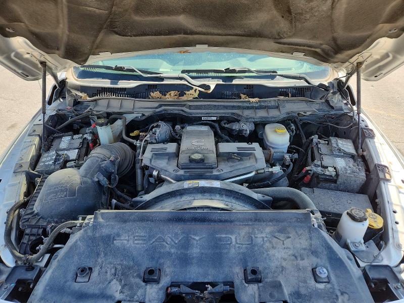 55756996 :رقم المزاد ، 3C6UR5MLXJG307284 vin ، 2018 Ram 2500 مزاد بيع