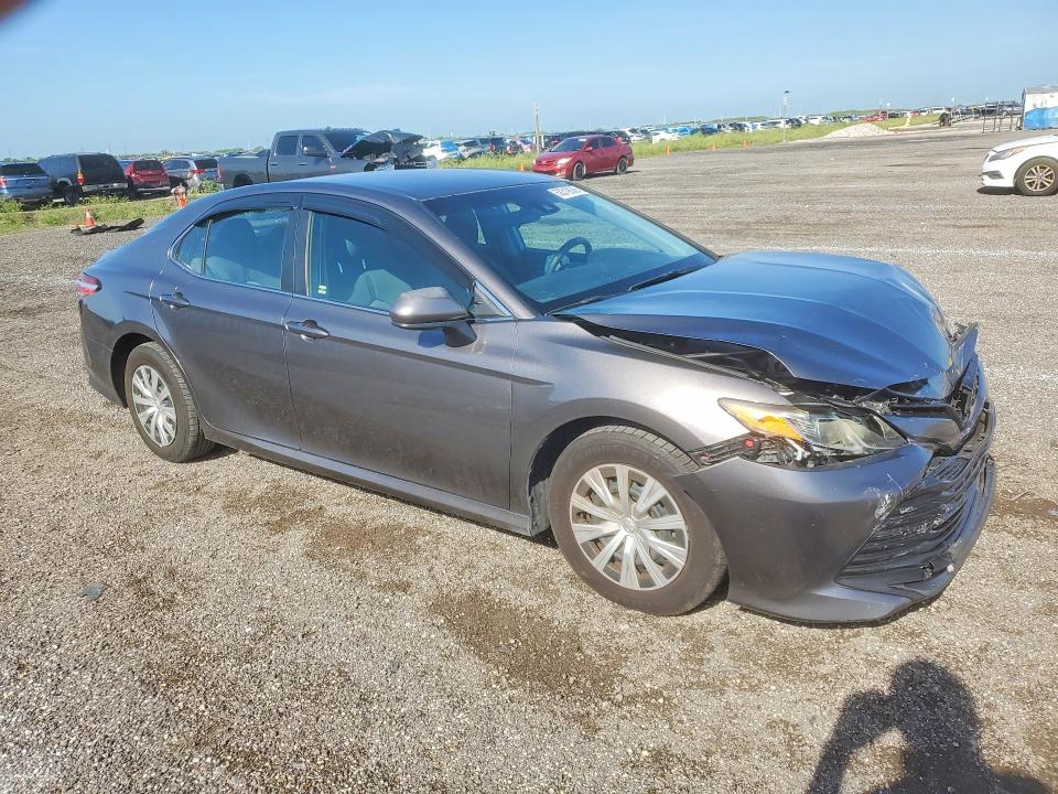 Продажа на аукционе авто 2018 Toyota Camry, vin: 4T1B11HK4JU565150, номер лота: 58319036