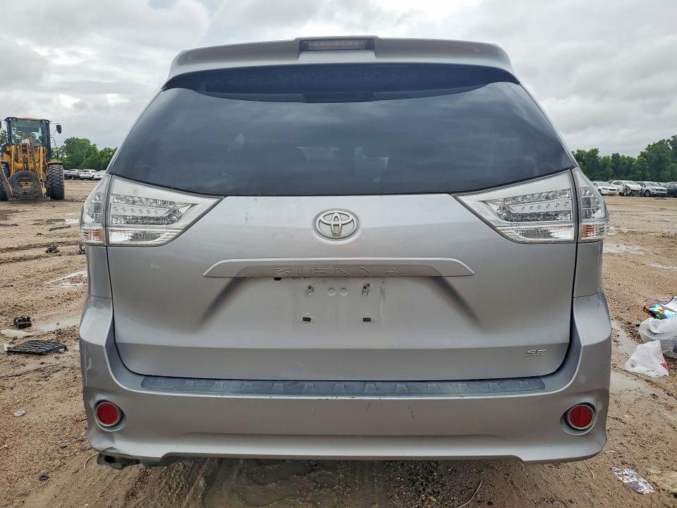 Продажа на аукционе авто 2018 Toyota Sienna, vin: 5TDXZ3DC0JS909462, номер лота: 57403336