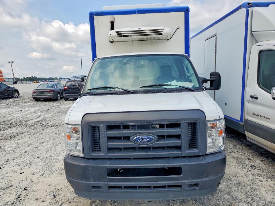 54517666 :رقم المزاد ، 1FDWE3FN4RDD00691 vin ، 2024 Ford E350 مزاد بيع