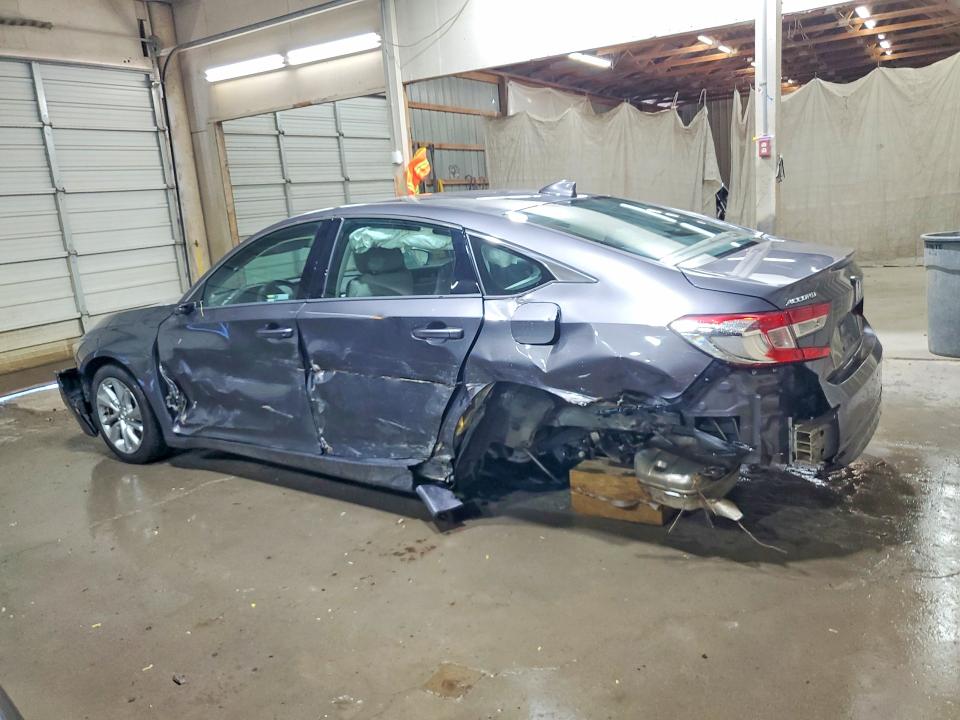 Продаж на аукціоні авто 2018 Honda Accord, vin: 1HGCV1F18JA152240, номер лоту: 55888326