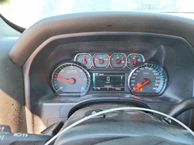 Продажа на аукционе авто 2018 Chevrolet Silverado, vin: 3GCUKREC7JG643090, номер лота: 56844246