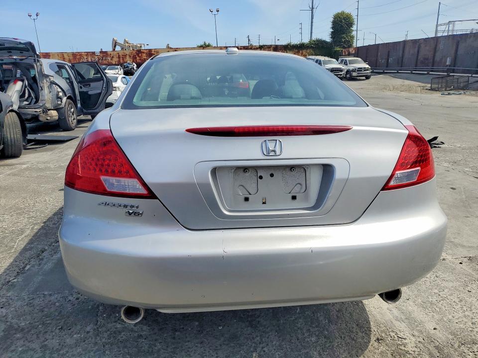 Продажа на аукционе авто 2006 Honda Accord, vin: 1HGCM82666A004320, номер лота: 56618166